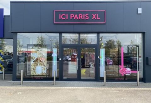Merchandising pour le magasin ICI PARIS XL à Bree (près de la frontière !)