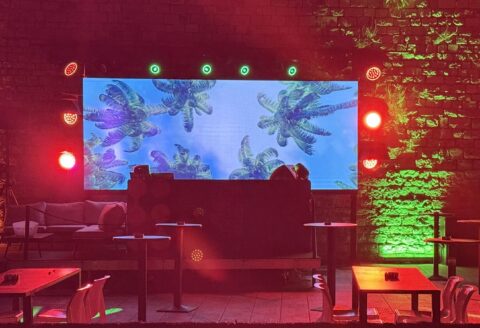 Installation sympa dans un bar à Bruxelles